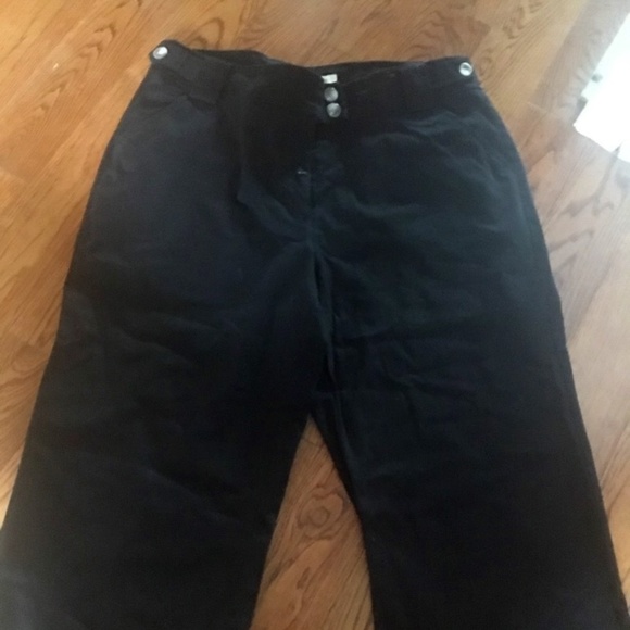 Black Shorts - Picture 1 of 1